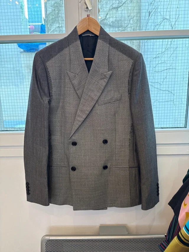 Dior men grey jacket with front detail in Grey Wool from Luxury Promise