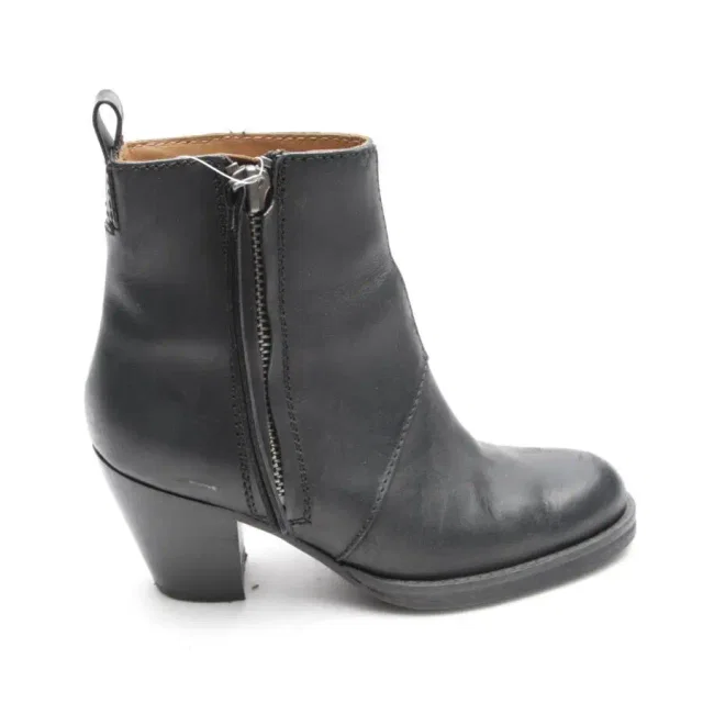 Acne Studios Alma Stiefeletten EUR 36 Schwarz in Schwarz from Buddy And Selly