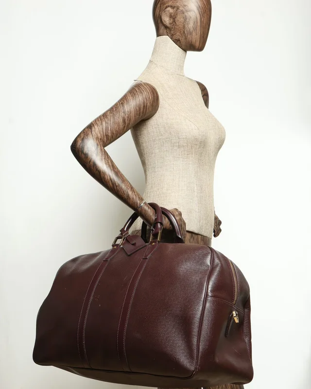 Louis Vuitton Taiga Kendall GM Weekend Bag in Leather from A Retro Tale, photo 9 of 9