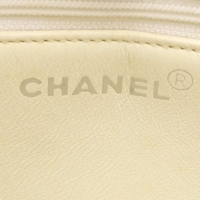 Chanel Caviar CC Shoulder Bag in Caviar leather from A Retro Tale, photo 8 of 11