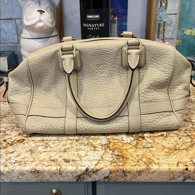 Loewe Women's Bag - Cream in White from Depop, photo 1 of 1