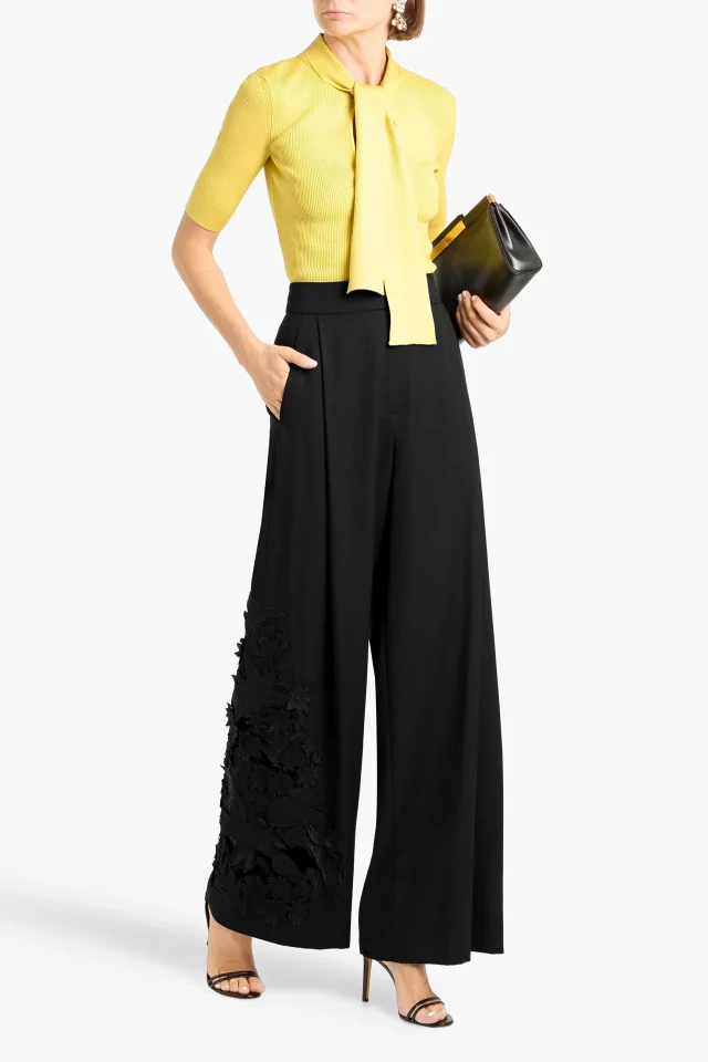 Oscar de la Renta Guipure Lace-Paneled Wool Wide-Leg Pants in Black, photo 2 of 4 from THE OUTNET