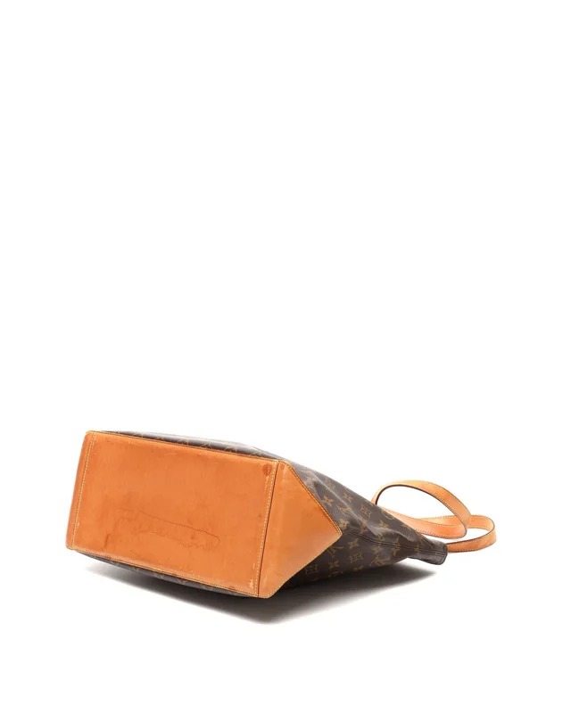 Louis Vuitton Monogram Cabas Mezzo Classic Tote Bag in Coated canvas from A Retro Tale, photo 4 of 13
