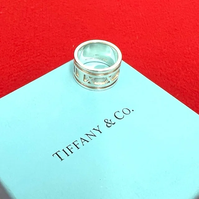 Tiffany & Co. Vintage Wide Atlas Ring 925 Sterling Silver in Silver from The Reluxe