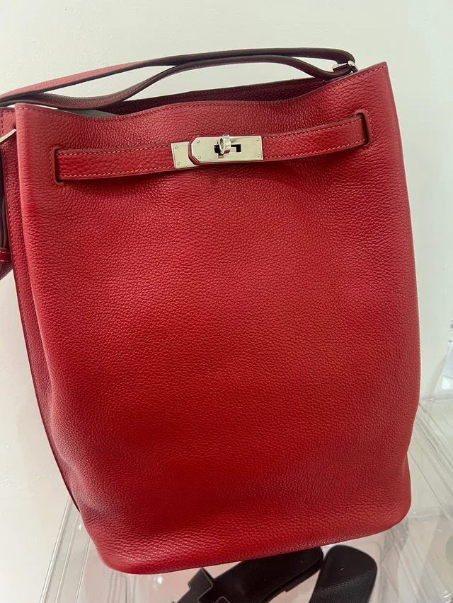Hermès So Kelly 26 Rouge Garrance Togo PHW #J Y2006 in Red Togo leather from Luxury Promise