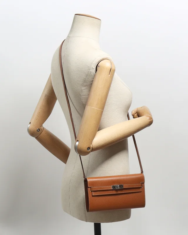 Hermès Epsom Kelly To Go Wallet in Epsom leather from A Retro Tale, photo 14 of 14