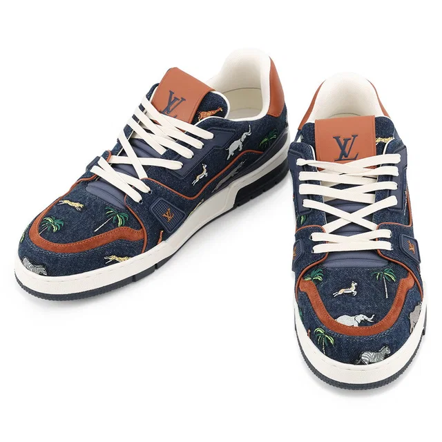 x The Darjeeling Limited Edition LV Trainer Sneakers Blue/Multicolor1AJTN4 Denim Size 9 in Blue Denim from GALLERY RARE