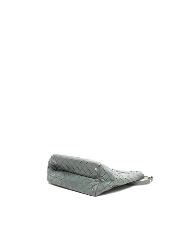 Bottega Veneta Intrecciato Pouch in Woven leather from A Retro Tale, photo 5 of 8