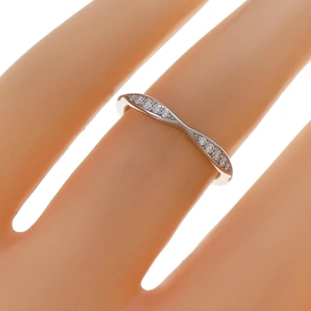 Chanel Camellia Half Eternity Platinum Ring in Silver Platinum 950 (Pt950) from LuxUness, photo 5 of 5