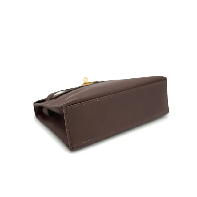 Hermès Kelly Pochette Sellier Havane Evergrain Hand Bag 2008 Square L Gold Hardware from Luxury Promise, photo 2 of 2