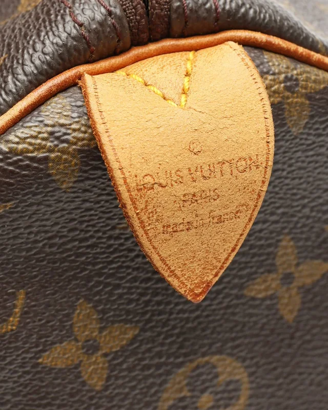Louis Vuitton Monogram Speedy 40 Bag in Coated canvas from A Retro Tale, photo 9 of 17