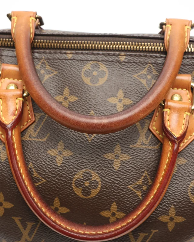 Louis Vuitton Monogram Speedy Bandoulière 30 Bag in Coated canvas from A Retro Tale, photo 6 of 12