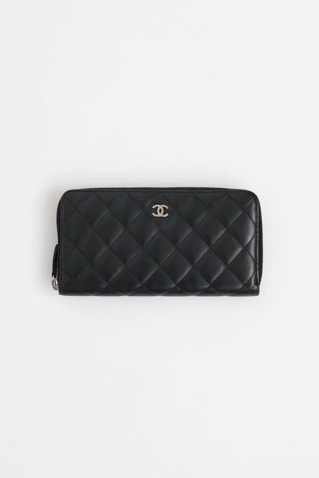 Chanel 2014-15 Zip Wallet in Lambskin from VSP Consignment