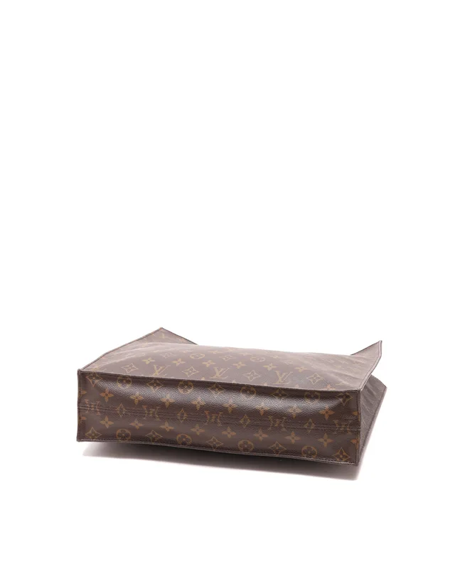 Louis Vuitton Monogram Sac Plat Bag in Coated canvas from A Retro Tale, photo 4 of 9