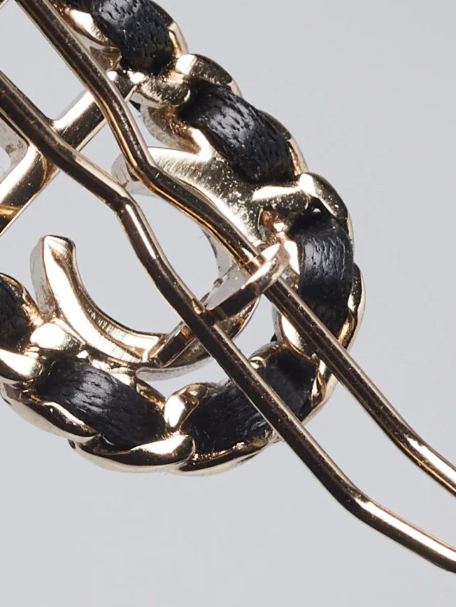 Chanel Goldtone Metal and Black Lambskin Leather Allure Logo Hair Clip in Black Lambskin from Yoogis, photo 6 of 6