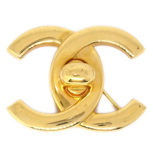 Chanel 1997 Turnlock Brooch Gold Large in Gold from AMORE Vintage Tokyo