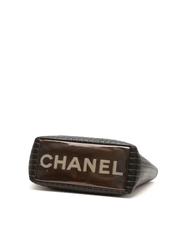 Chanel Large Vertical Quilted Mademoiselle Tote Bag in Leather from A Retro Tale, photo 5 of 8