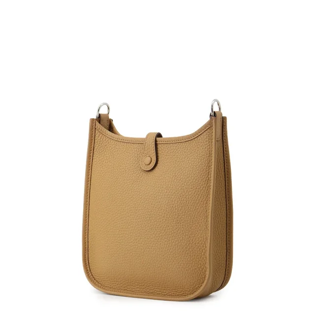 Hermès Evelyne Long Biscuit Taurillon Clemence Size TPM in Clemence leather from GALLERY RARE, photo 4 of 11