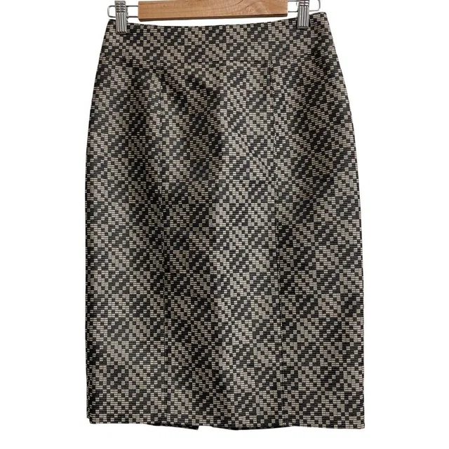 Burberry London Jacquard Skirt from LuxUness