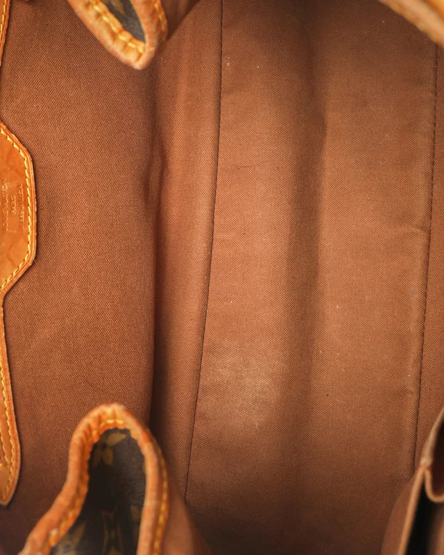 Louis Vuitton Monogram Batignolles Horizontal Tote Bag in Coated canvas from A Retro Tale, photo 13 of 16