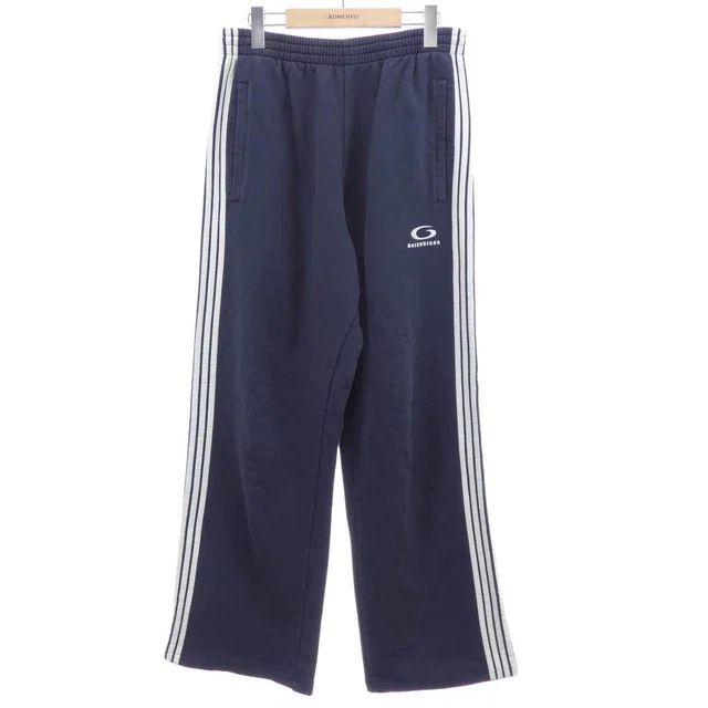 Balenciaga Pants & jeans from LuxUness