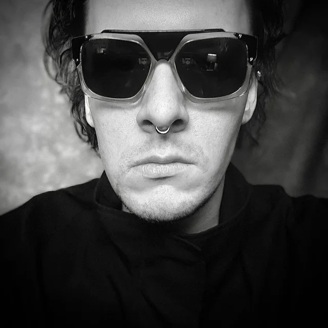 Versace Men's Square Sunglasses - Black/Silver in silver|black|gray from Depop, photo 6 of 8