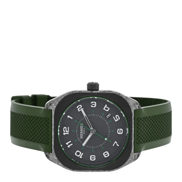 Hermès Glass Fiber Ceramic Rubber 39mm H08 Automatic Watch Vert in Green Ceramic from FASHIONPHILE, photo 2 of 5