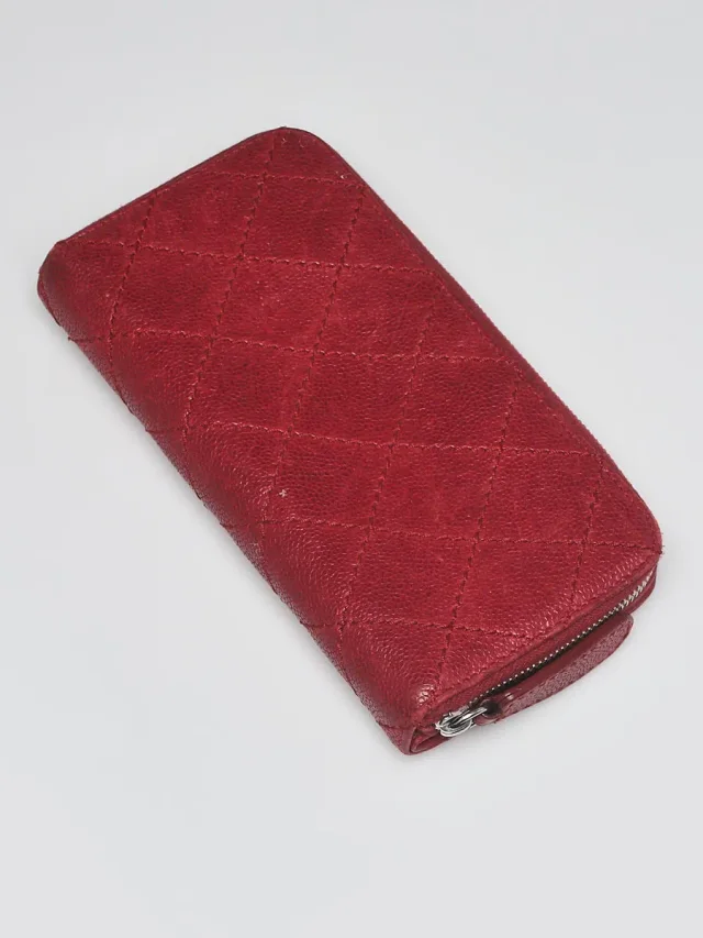 Chanel Light Bordeaux Diamond Stitched Distressed Leather Outdoor Ligne Long Wallet in Burgundy Leather from Yoogis, photo 4 of 14