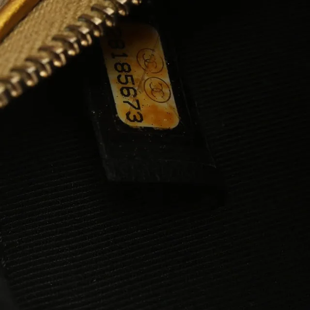 Chanel CC Round Chain Shoulder Bag in Crocodile from A Retro Tale, photo 7 of 10