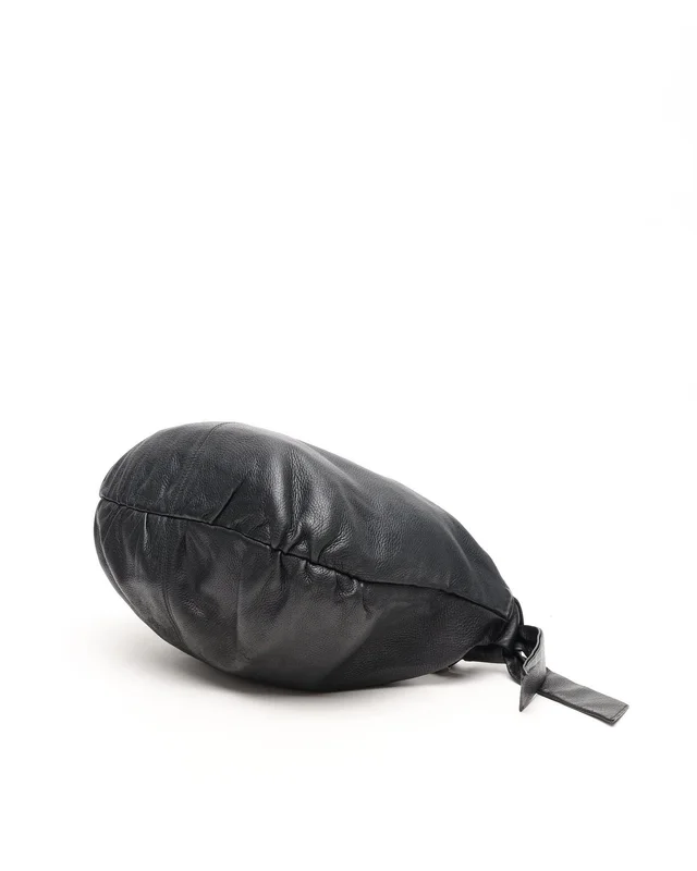 Gucci Jungle Bamboo Hobo Bag in Caviar leather from A Retro Tale, photo 4 of 13