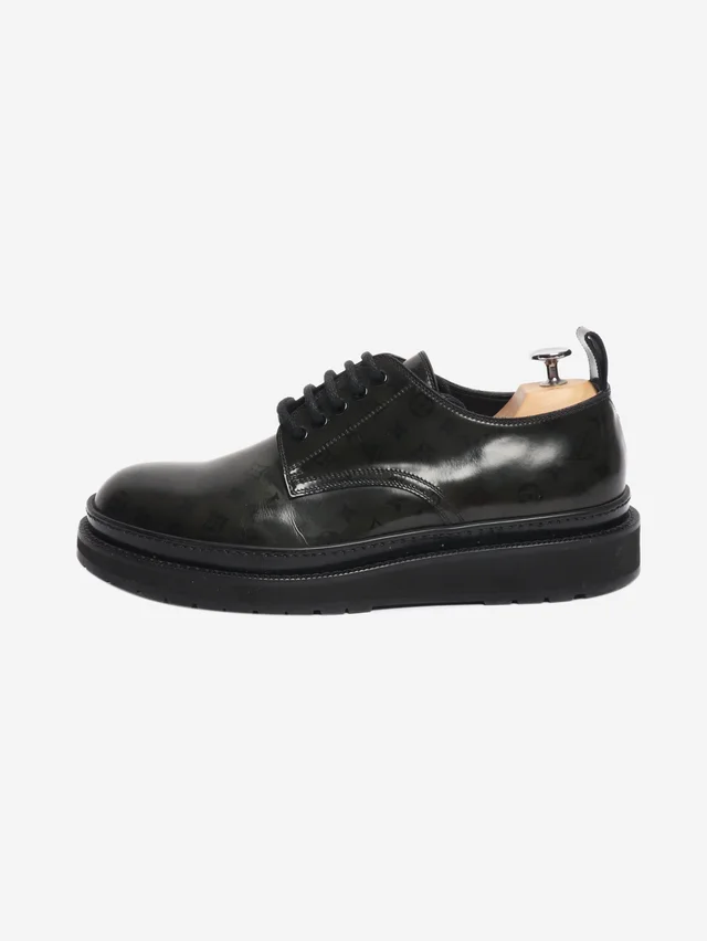 Louis Vuitton Green Monogram lace-up shoes - size UK 7.5 in Green Leather from Sign of the Times