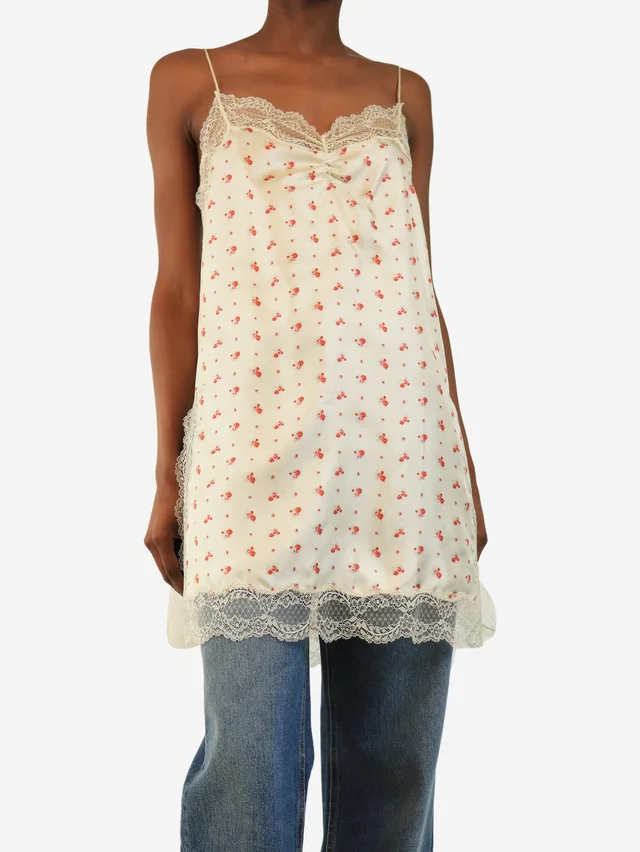 Gucci Cream floral lace silk top - size UK 8 in White Silk from Sign of the Times