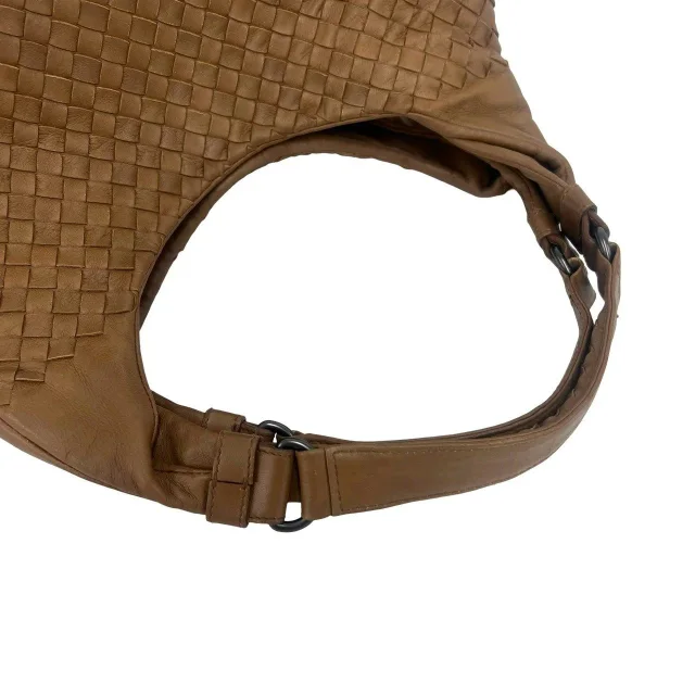 Bottega Veneta Intrecciato Leather Tote Bag in Brown Woven leather from LuxUness, photo 3 of 5