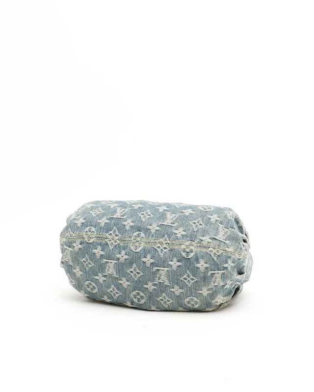 Louis Vuitton Monogram Denim Pleaty Handbag in Denim from A Retro Tale, photo 4 of 10