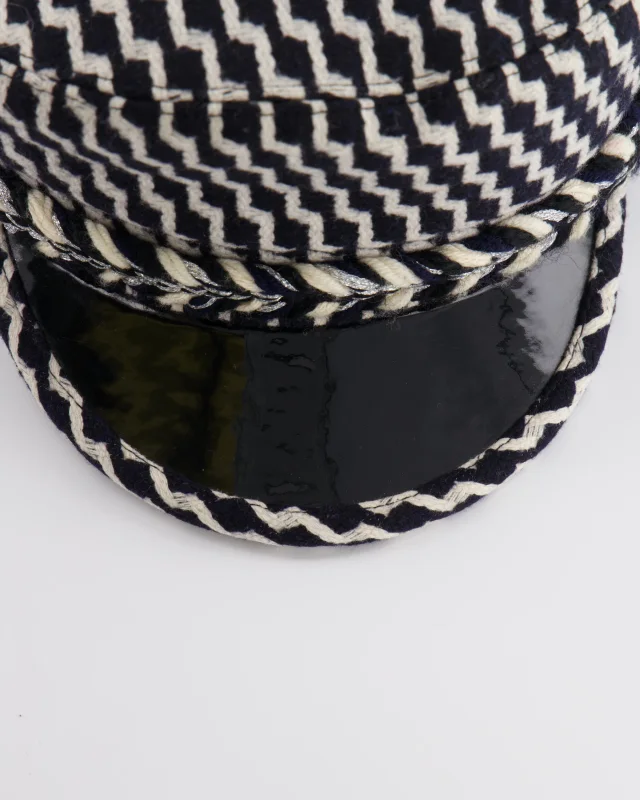 Chanel Black and White Wool Casket Hat with Vinyl Brim and Black CC Logo Detail Size M in Black Wool from Sellier, photo 8 of 10