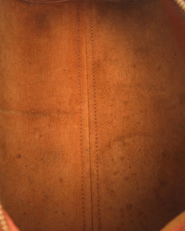 Louis Vuitton Epi Speedy 30 Bag in Suede from A Retro Tale, photo 8 of 11