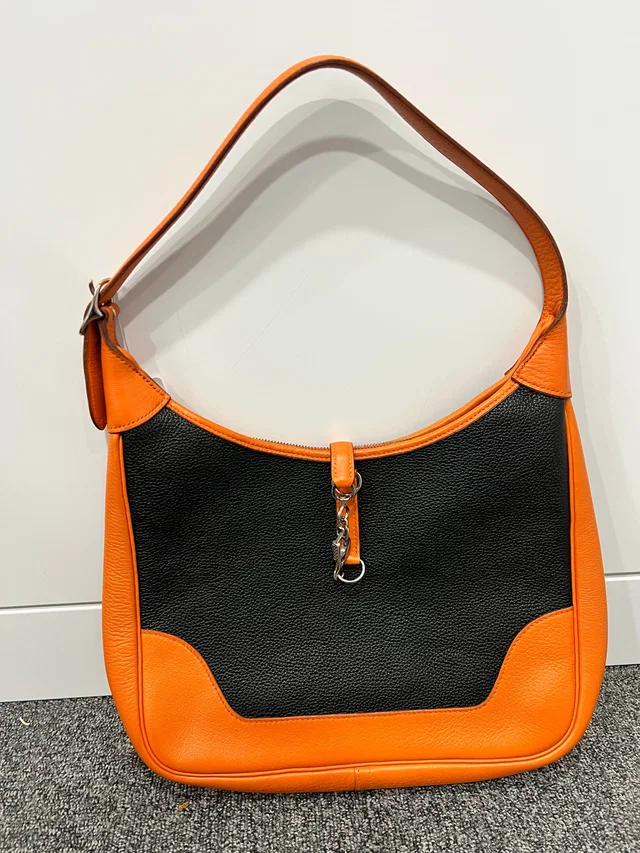 Hermès Togo × Negonda Black × Orange SV Trim 31 in Black Togo leather from Luxury Promise