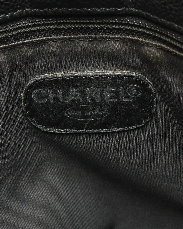 Chanel CC Caviar Tote Bag in Caviar leather from A Retro Tale, photo 6 of 8