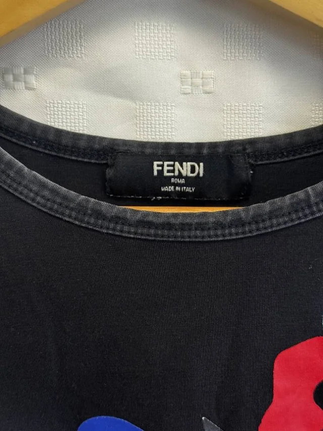 Fendi Monster Eyes Men's T-Shirt Black Size: S in Black from Oxfam Online Shop, photo 4 of 4