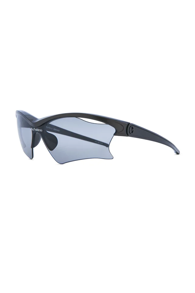 Le Specs x No Problemo Pluto Sunglasses in Silver Chrome & Smoke Tint, photo 2 of 3 from REVOLVE (Canada)