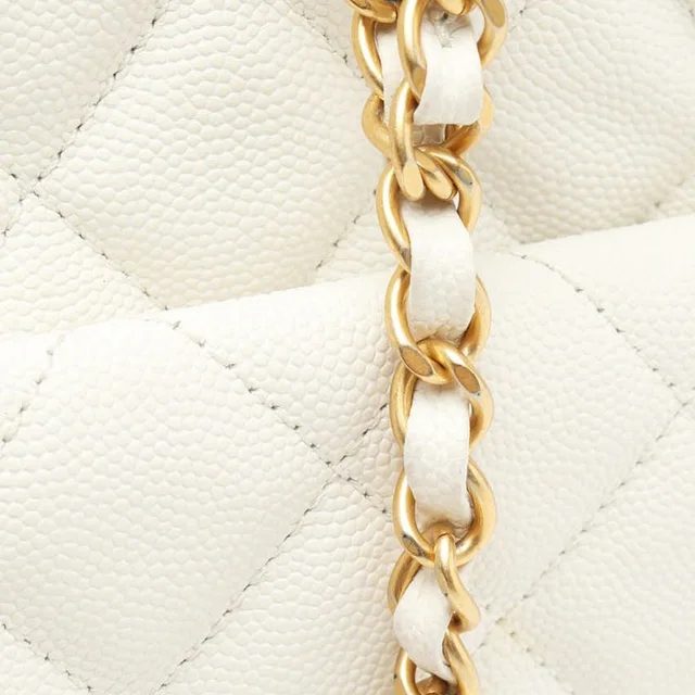 Chanel Caviar Medium Wavy CC Bag in Caviar leather from A Retro Tale, photo 9 of 13