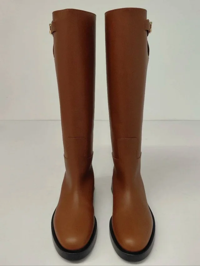 Valentino Garavani Women's Vlogo Bold Edition Calfskin 30m Boots in Calfskin from Snagged&Bagged, photo 3 of 4