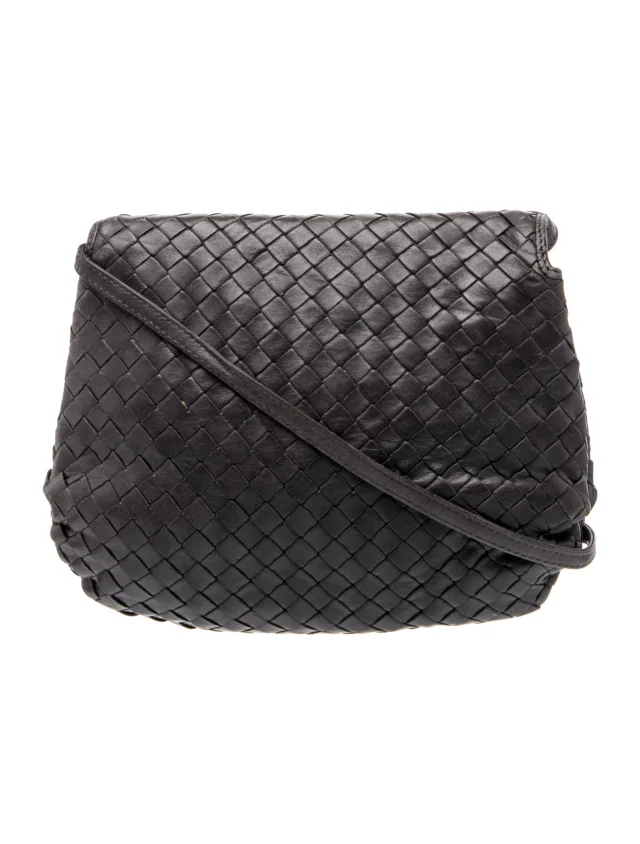 Bottega Veneta Crossbody in gray Woven leather from The RealReal, photo 4 of 6