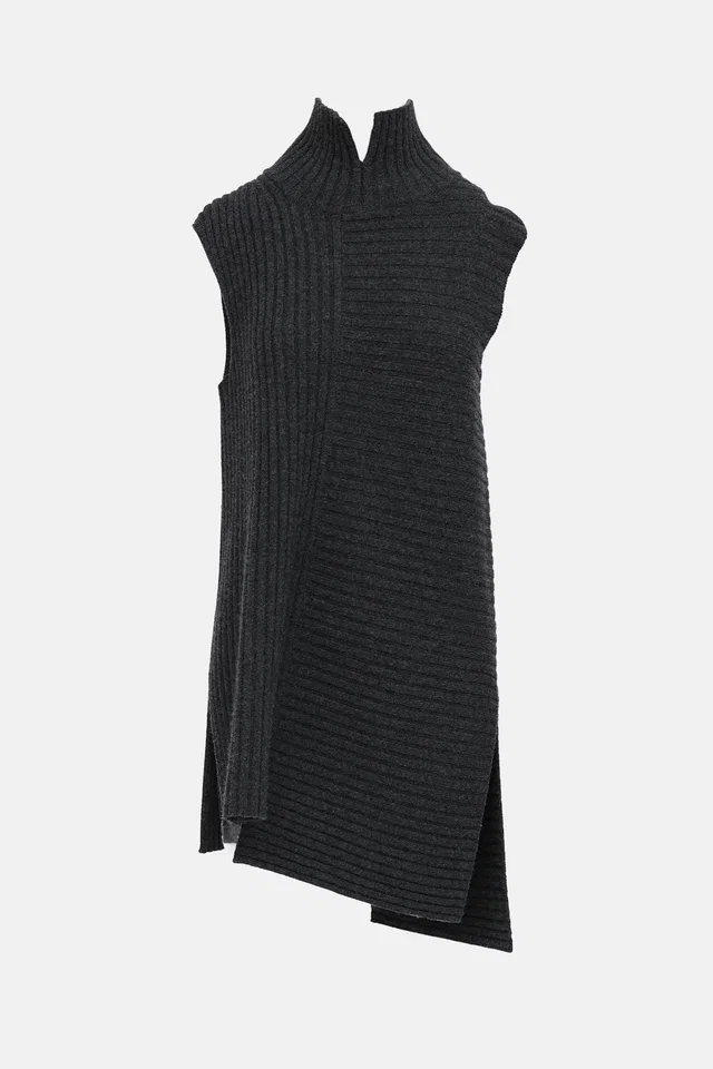 Celine Knit Turtleneck Sweater in Cashmere from VSP Consignment