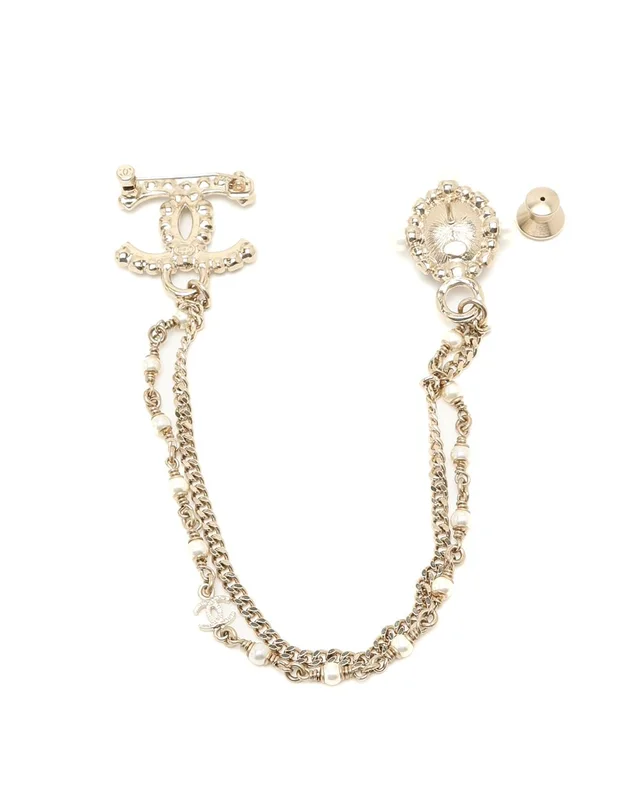 Chanel Coco Mark Pearl Brooch from A Retro Tale, photo 2 of 4