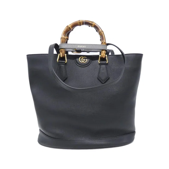 Gucci Diana Uaaay in Leather from The Reluxe