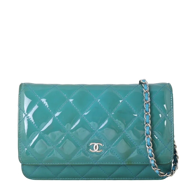 Chanel Classic Wallet on Chain Patent in Patent leather from Luxe.It.Fwd