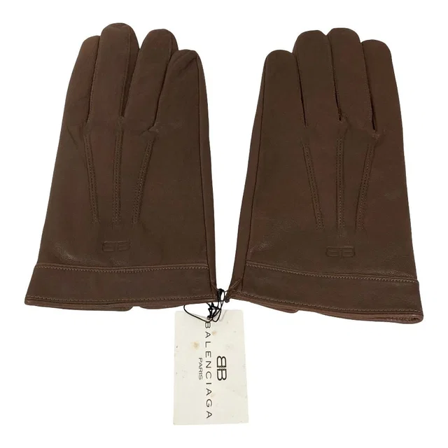 Balenciaga Lambskin Gloves in Lambskin from LuxUness