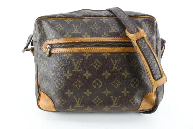 Louis Vuitton Rare Monogram Potomac Shoulder Bag in Canvas from Bagriculture