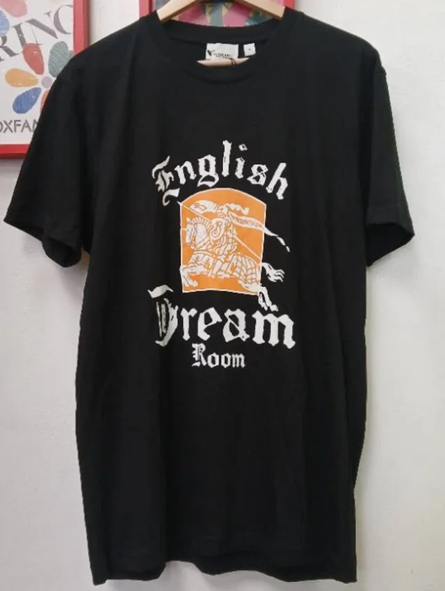 Burberry "English Dream Room" black Size: XL in Black from Oxfam Online Shop